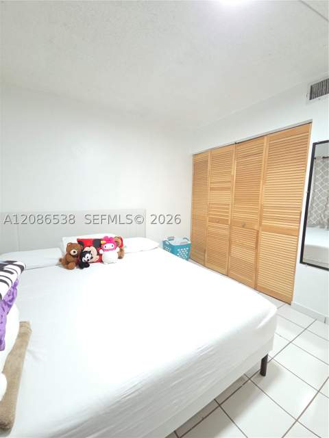 1784 W 56th Ter 401, Hialeah FL - photo 20 of 35