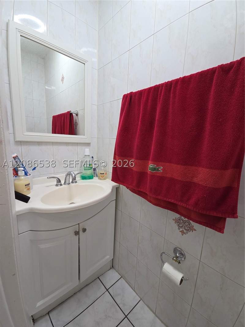 2 bedroom Condominium at 1784 W 56th Ter 401, Villa 56 Condo, Hialeah — photo 5