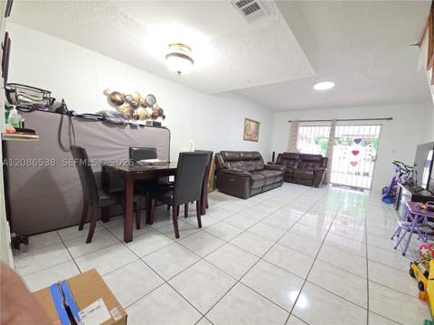 1784 W 56th Ter 401, Hialeah FL - photo 7 of 35