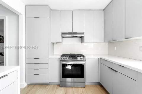 719 W 51st St, Miami Beach FL - photo 9 of 37