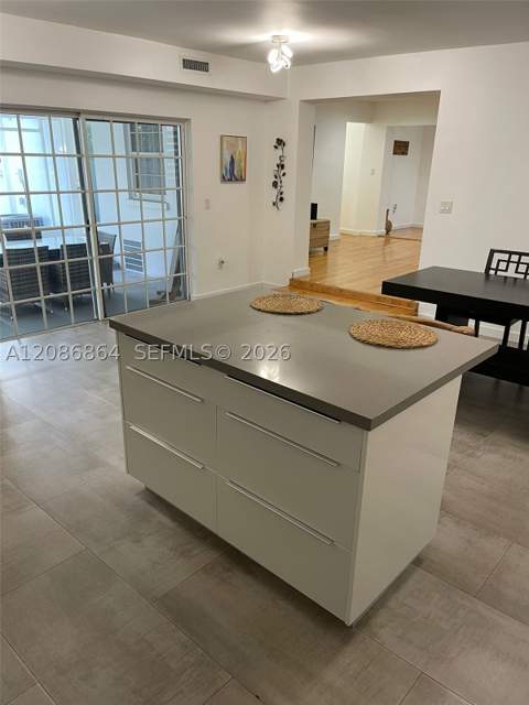 2375 NE 185th St, Miami FL - photo 10 of 27
