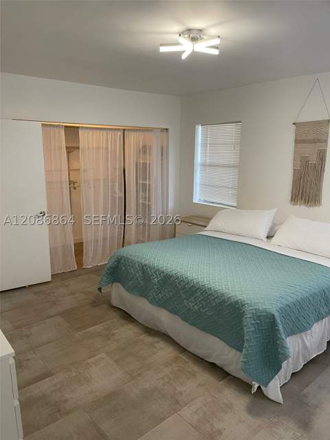 2375 NE 185th St, Miami FL - photo 12 of 27