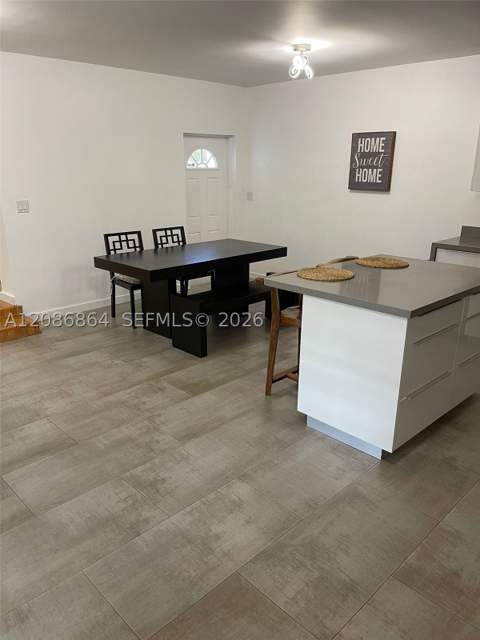 2375 NE 185th St, Miami FL - photo 8 of 27