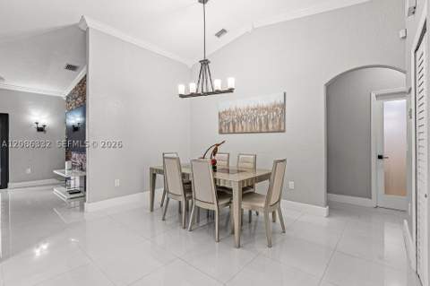 19953 NW 78th Ave, Hialeah FL - photo 10 of 42