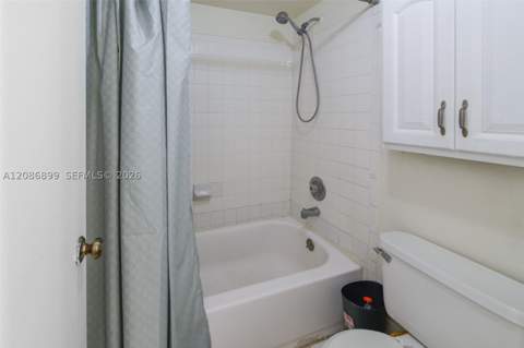20220 NE 3rd Ct 2, Miami FL - photo 16 of 25