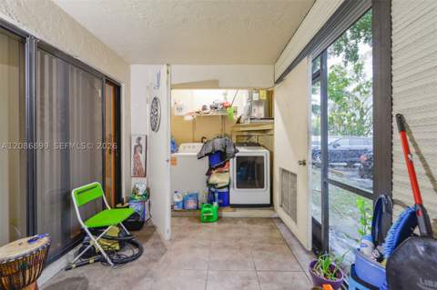 20220 NE 3rd Ct 2, Miami FL - photo 21 of 25