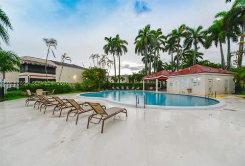 20220 NE 3rd Ct 2, Miami FL - photo 23 of 25