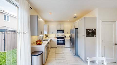 1040 SE 24th Ave, Homestead FL - photo 14 of 81