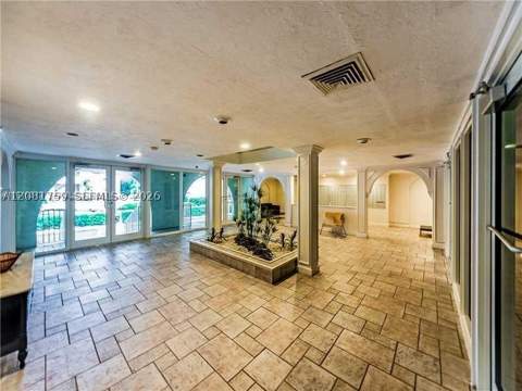 100 Edgewater Dr 305, Coral Gables FL - photo 20 of 25