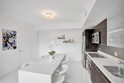 90 SW 3rd Street Th300B, Miami FL - photo 14 of 33