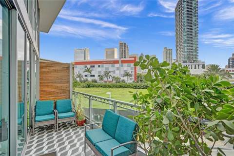 90 SW 3rd Street Th300B, Miami FL - photo 18 of 33