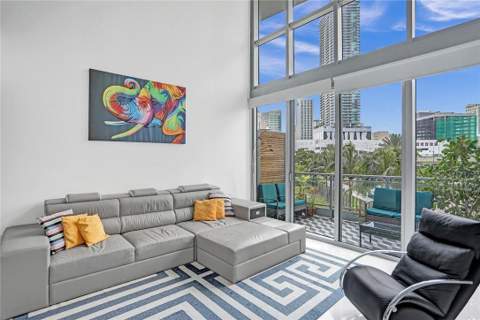 90 SW 3rd Street Th300B, Miami FL - photo 7 of 33