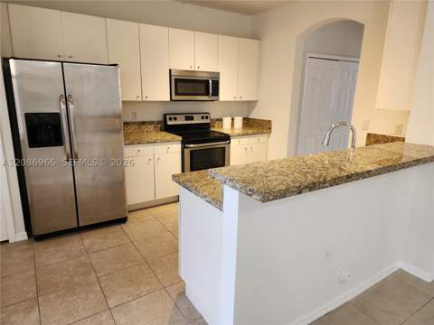 10831 SW 240th Ln, Homestead FL - photo 6 of 33