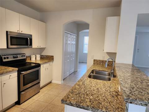 10831 SW 240th Ln, Homestead FL - photo 9 of 33