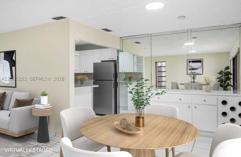 3 bedroom SingleFamilyResidence at 621 SW 93rd Ct, Villas Of Madeira Sec 1,, Miami — photo 3