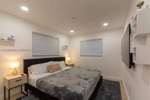 21250 NE 23rd Ave, Miami FL - photo 11 of 20