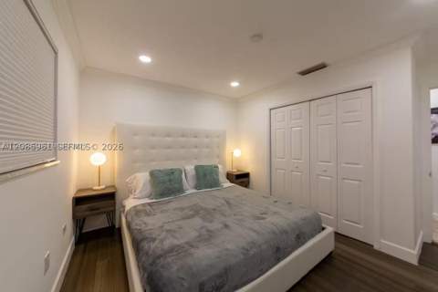 21250 NE 23rd Ave, Miami FL - photo 12 of 20