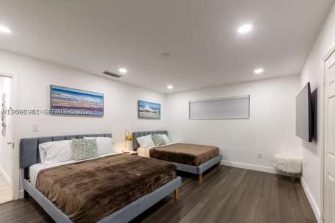 21250 NE 23rd Ave, Miami FL - photo 14 of 20