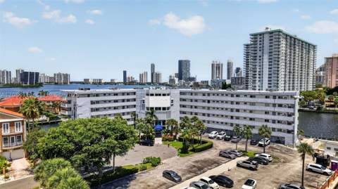 4000 NE 170th St 606, North Miami Beach FL - photo 20 of 41