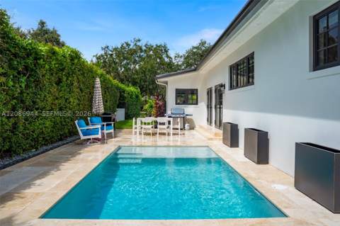 6609 Maynada St, Coral Gables FL - photo 7 of 7