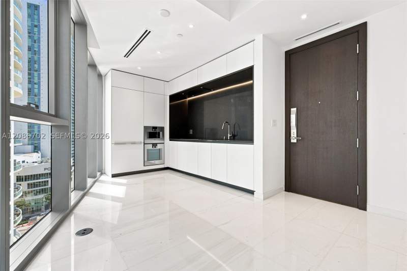 1 bedroom Condominium at 300 Biscayne Blvd Way 1106, Aston Martin Residences, Miami — photo 3