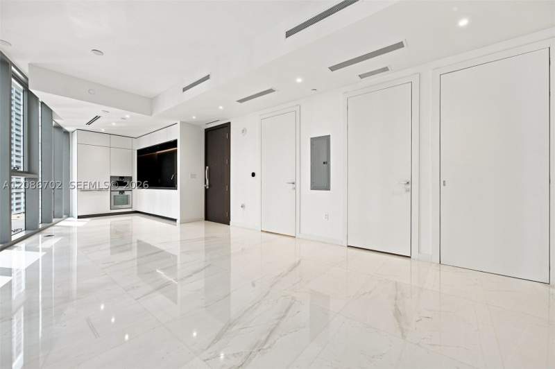 1 bedroom Condominium at 300 Biscayne Blvd Way 1106, Aston Martin Residences, Miami — photo 4