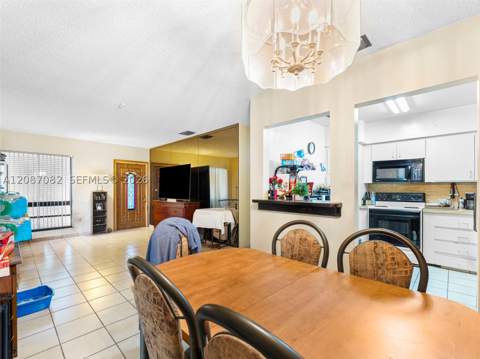 5440 E 7th Ave, Hialeah FL - photo 11 of 45