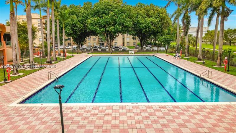 2 bedroom Condominium at 9310 Fontainebleau Blvd 606, The Fountains Of Fontaine, Miami — photo 5