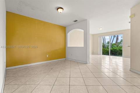 11401 NW 76th Ter, Doral FL - photo 7 of 65
