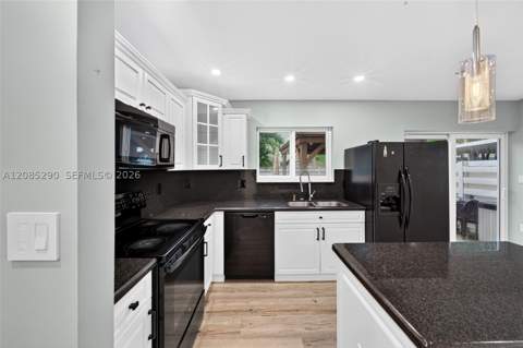13746 SW 145th St, Miami FL - photo 10 of 39
