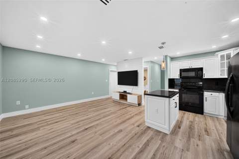 13746 SW 145th St, Miami FL - photo 12 of 39