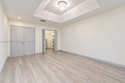 13041 NW 11th Ter, Miami FL - photo 15 of 34