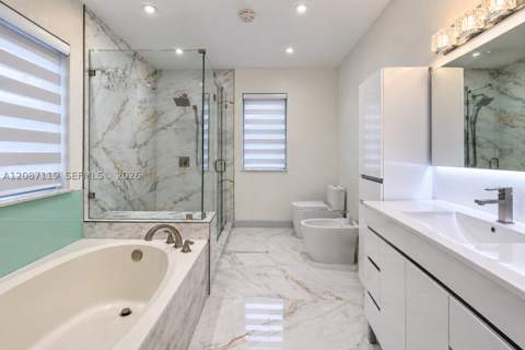 13041 NW 11th Ter, Miami FL - photo 17 of 34