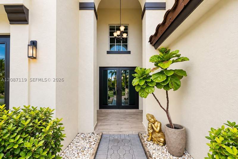 4 bedroom SingleFamilyResidence at 13041 NW 11th Ter, Shoma Homes At Tamiami II, Miami — photo 2