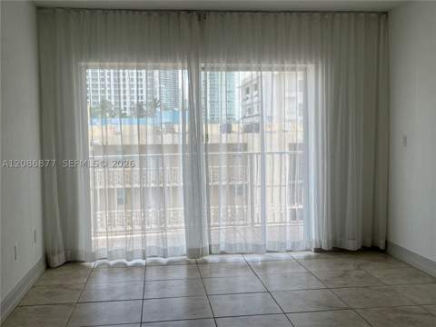 677 NE 24 th 704, Miami FL - photo 11 of 15
