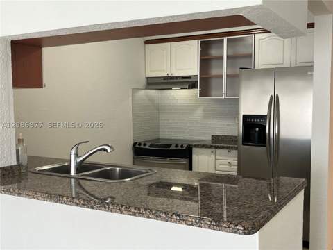 677 NE 24 th 704, Miami FL - photo 6 of 15