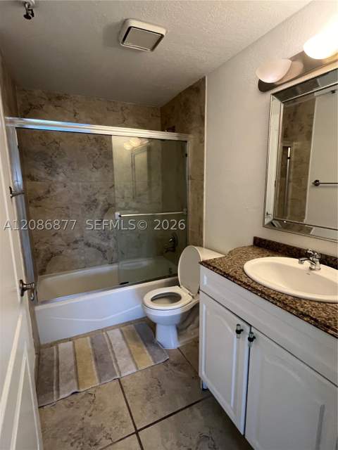 677 NE 24 th 704, Miami FL - photo 9 of 15