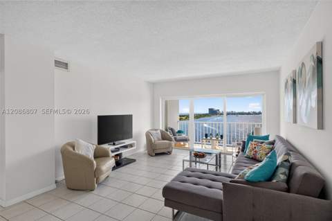 500 Bayview Dr 1420, Sunny Isles Beach FL - photo 10 of 51