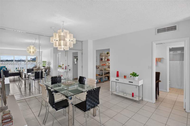 2 bedroom Condominium at 500 Bayview Dr 1420, Arlen House West Condo, Sunny Isles Beach — photo 5
