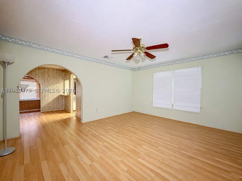 3 bedroom SingleFamilyResidence at 1580 NE 132nd Rd, Green Oaks, North Miami — photo 3
