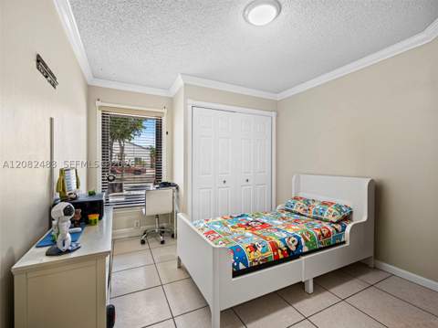 6536 NW 197th Ln, Hialeah FL - photo 19 of 41