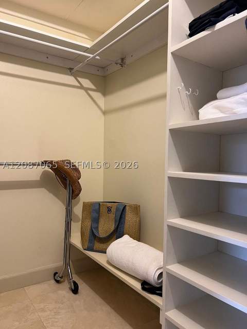 18151 NE 31st Ct 1005, Aventura FL - photo 11 of 29