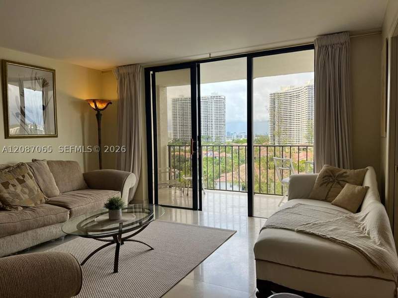 1 bedroom Condominium at 18151 NE 31st Ct 1005, The Clipper At Bisc Cove, Aventura — photo 2