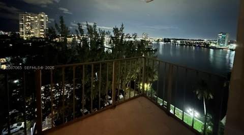 18151 NE 31st Ct 1005, Aventura FL - photo 23 of 29