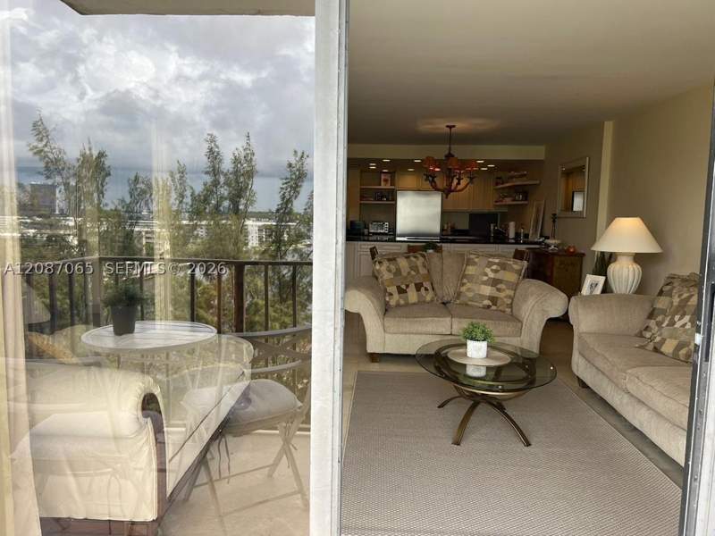 1 bedroom Condominium at 18151 NE 31st Ct 1005, The Clipper At Bisc Cove, Aventura — photo 4