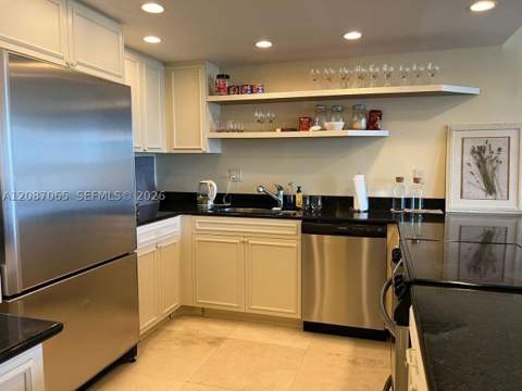 18151 NE 31st Ct 1005, Aventura FL - photo 7 of 29