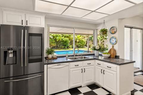 20120 Highland Lakes Blvd, Miami FL - photo 11 of 45