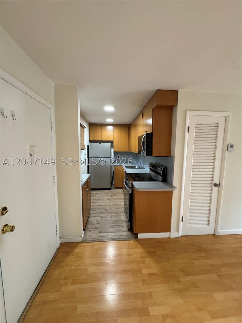 1 bedroom Condominium at 645 NE 121st St 304, Heritage Condo, North Miami — photo 2