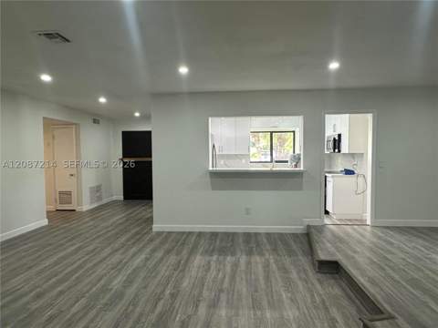 2025 NW 191st St, Miami Gardens FL - photo 10 of 46