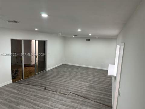 2025 NW 191st St, Miami Gardens FL - photo 8 of 46